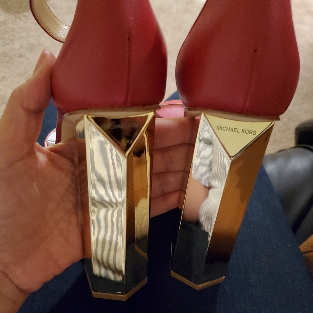Michael kors shoes - Picture 7 of 7